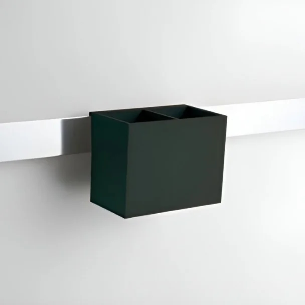 Récipient à couverts