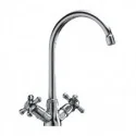 Robinet Classique De Chrome De Cuisine